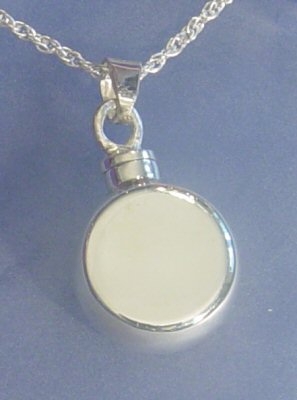 Picture of sterling silve round disk pendant