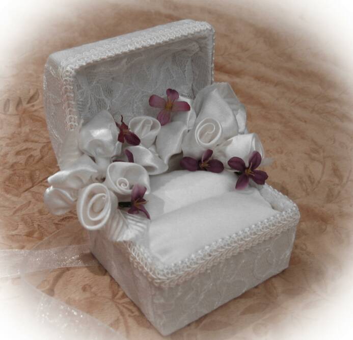 wedding chest open ring box for wedding ceramony