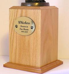 oak wood urn