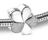 sterling silver daisy bead  Bracelet